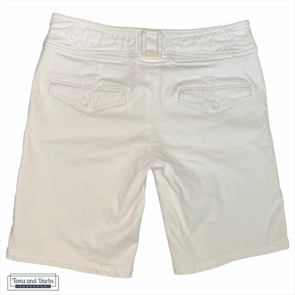 Lady Dutch White Cotton Bermuda Shorts - Picture 2 of 7
